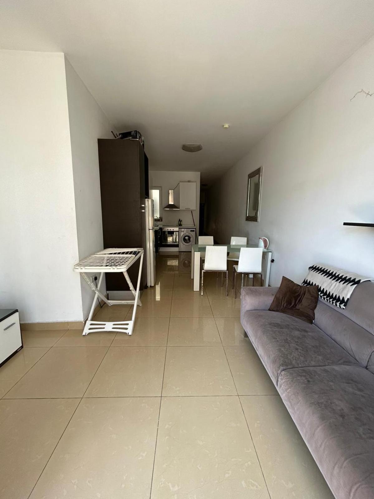 Well Located 2 Bedroom Flat In St.Julians San Ġiljan Exterior foto